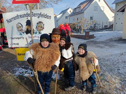 Burgstall-Räuber in ihren Häsern